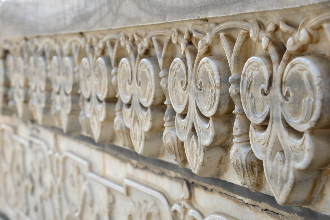 Intricate detail of white marbling at Taj Mahal, Agra, India